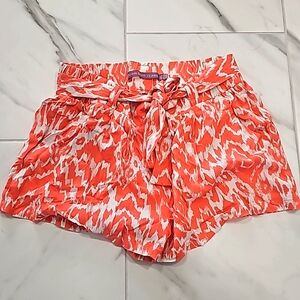 Cute fun short shorts with pockets ~size medium with some stretch